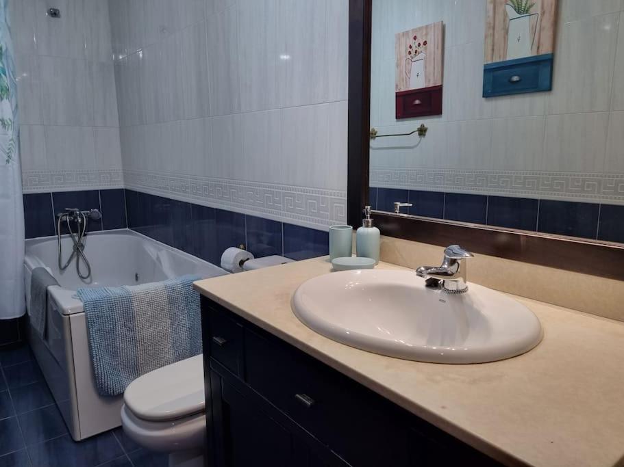 Апартаменты 24A01 Apartamento Cabrales Аренас-де-Кабралес Экстерьер фото
