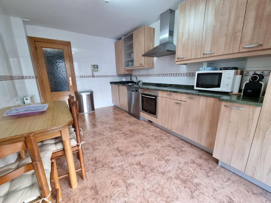 Апартаменты 24A01 Apartamento Cabrales Аренас-де-Кабралес Экстерьер фото