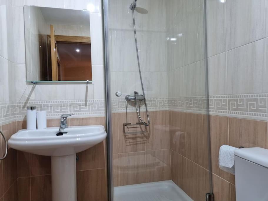 Апартаменты 24A01 Apartamento Cabrales Аренас-де-Кабралес Экстерьер фото
